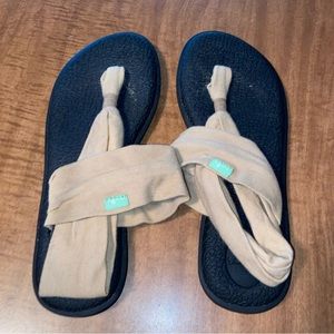 tan sanuk yoga sling sandals